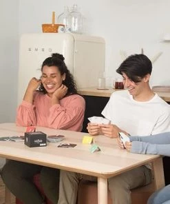 Dyce Games The Voting Game (Engelstalig) - H T Partyspel Voor Jou En Je Vrienden - Kaartspel Voor Volwassenen - Sinterklaas - Cadeau -spellen-voor-volwassenen Winkel 550x328