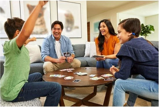 Mattel Games Spellenbundel - Kaartspel - 2 Stuks - Phase 10 & Skip-Bo 4 Mattel Games Spellenbundel - Kaartspel - 2 Stuks - Phase 10 & Skip-Bo - Afbeelding 4