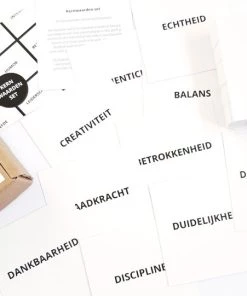 Liefsoppapier.nl Kernwaarden Set - Waarden Spel - Coachtool - Werkvorm - Liefs Op Papier -spellen-voor-volwassenen Winkel 550x541 4