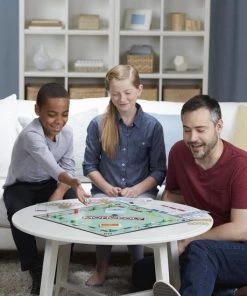 Monopoly Classic - Bordspel -spellen-voor-volwassenen Winkel 550x550 340